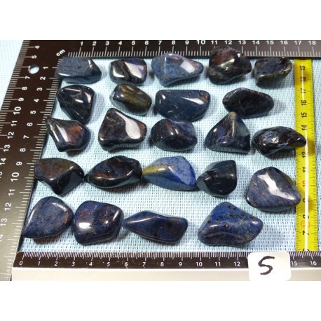 Dumortierite Mozambique Pierre Roulée à l unité de 15 à 18 gr Dumortierite Mozambique Pierre Roulée à l unité de 15 à 18 gr
